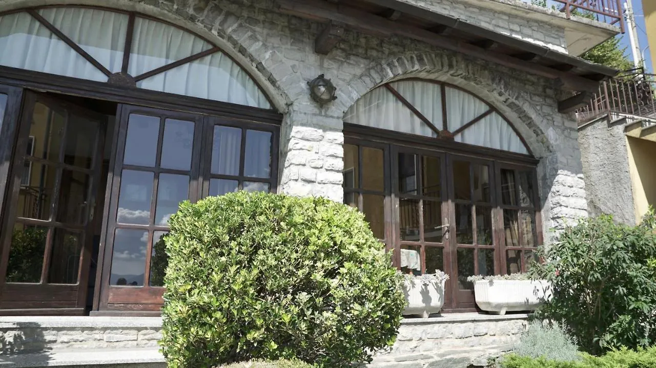 Villamarinapigra Lake View Apartments Pigra