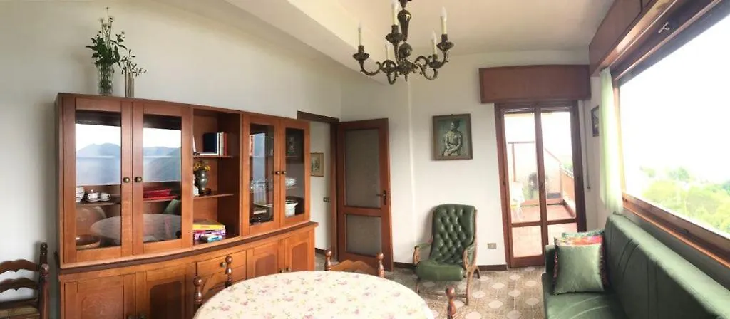 Villamarinapigra Lake View Apartments