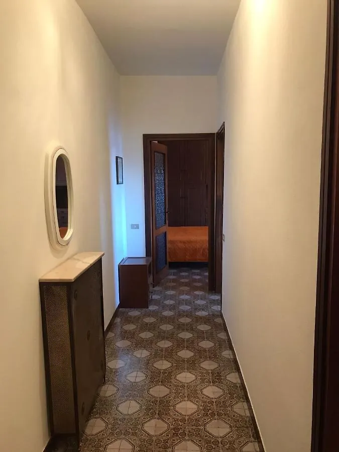 Villamarinapigra Lake View Apartments 0*, Pigra Italy